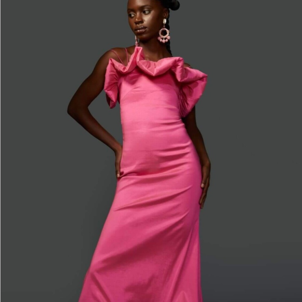 Elegant Pink Ruffle Midi Dress